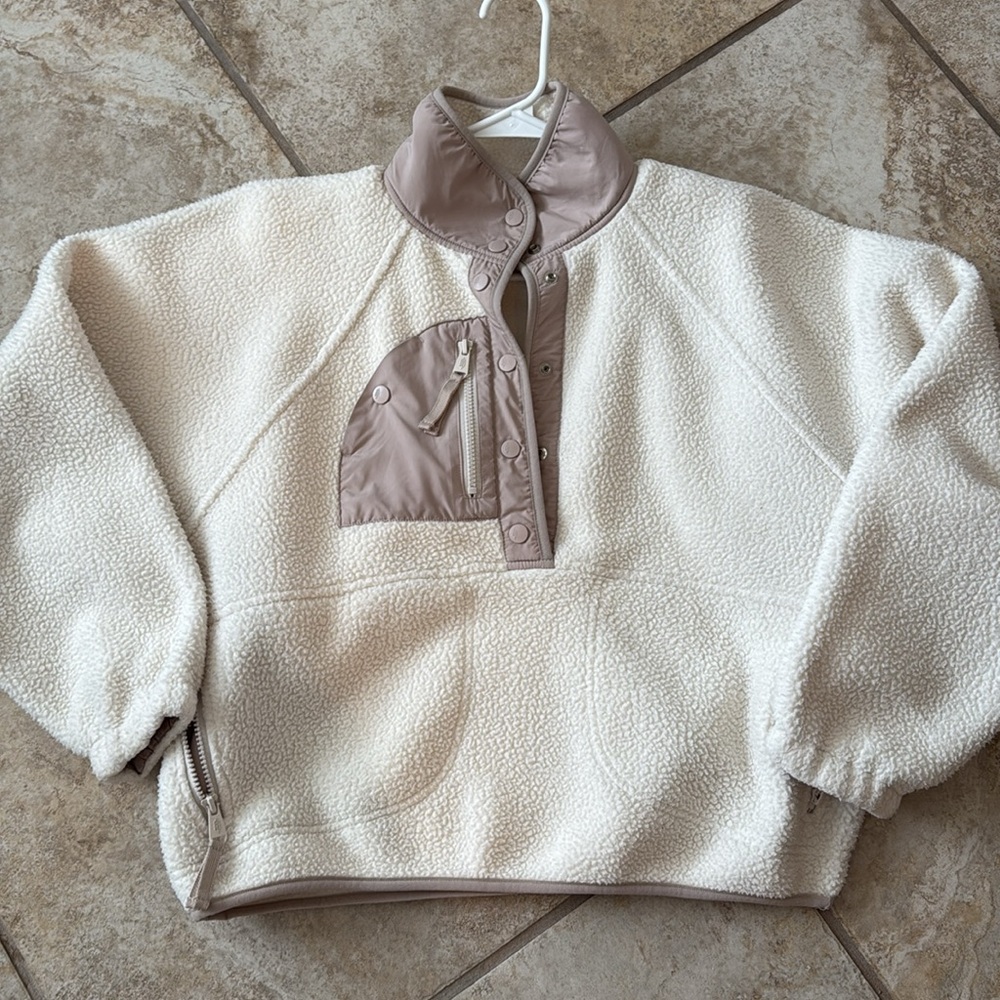 Fp Movement Hit The Slopes - image 2